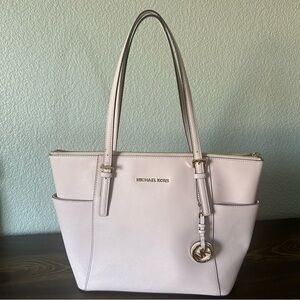 MICHAEL KORS Like new, preloved,  Medium Tote in Powder/ Blush Pink